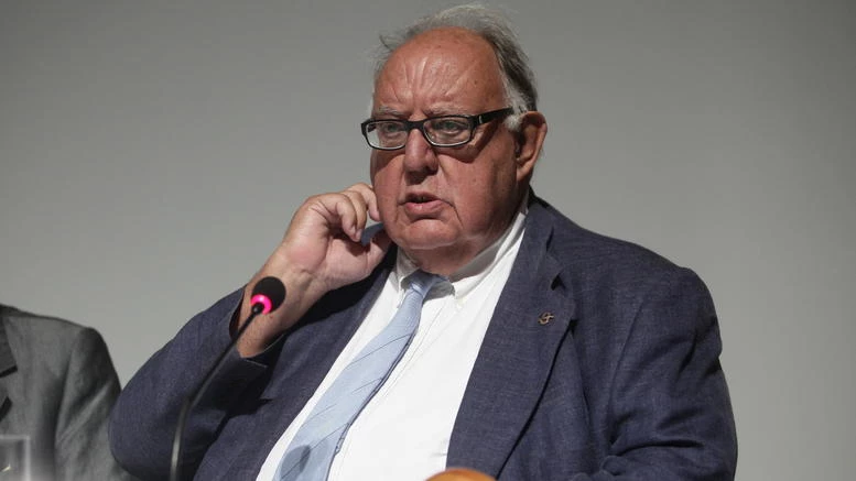 Θ.Πάγκαλος: «Ο μόνος καλός Τούρκος είναι ο νεκρός Τούρκος…» – Σε αυτούς παρέδωσε τη σημαία των Ιμίων το 1996